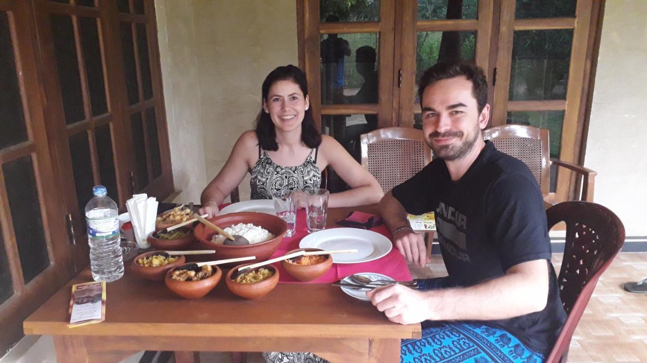 Shan Mango Homestay Sigiriya Bagian luar foto